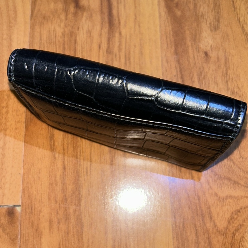 Authentic Saint Laurent Croc Embossed Monogram Wallet - Picture 15 of 15
